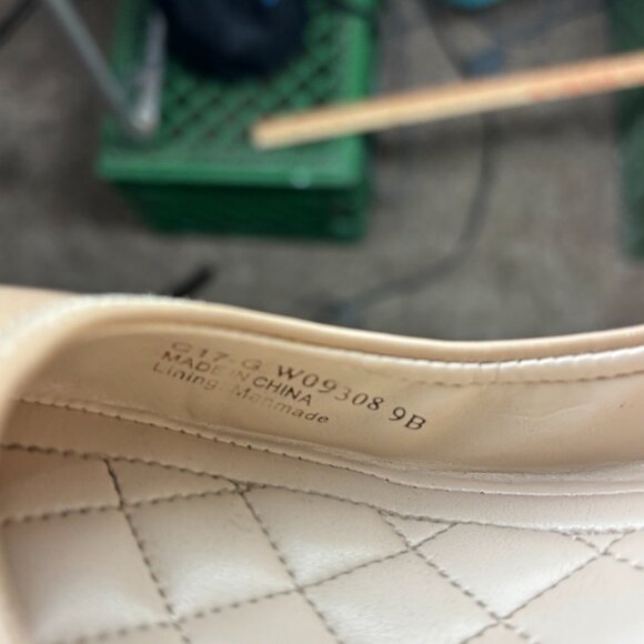 Cole Haan Grand.OS Patent Leather Wedge Pumps - Size 9B - Picture 11 of 11